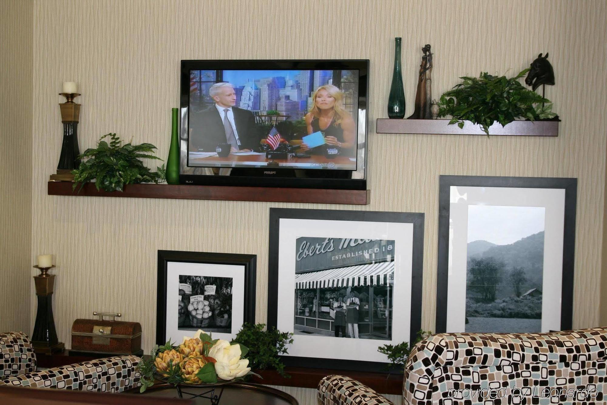 Hampton Inn Alpine Interior photo